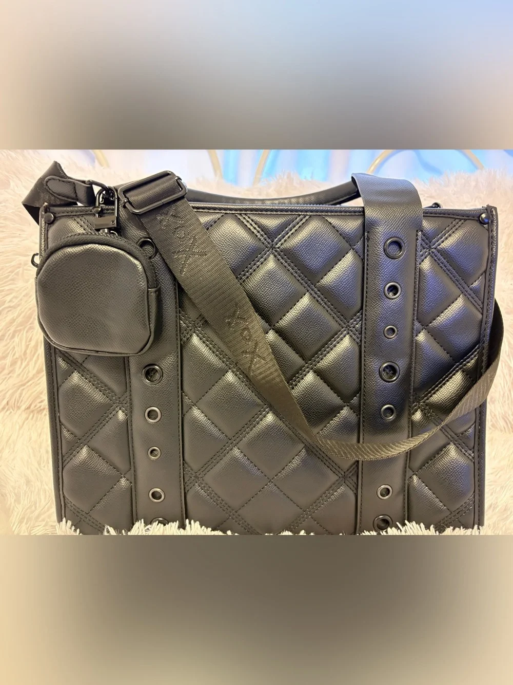 Betsey Johnson black tote
